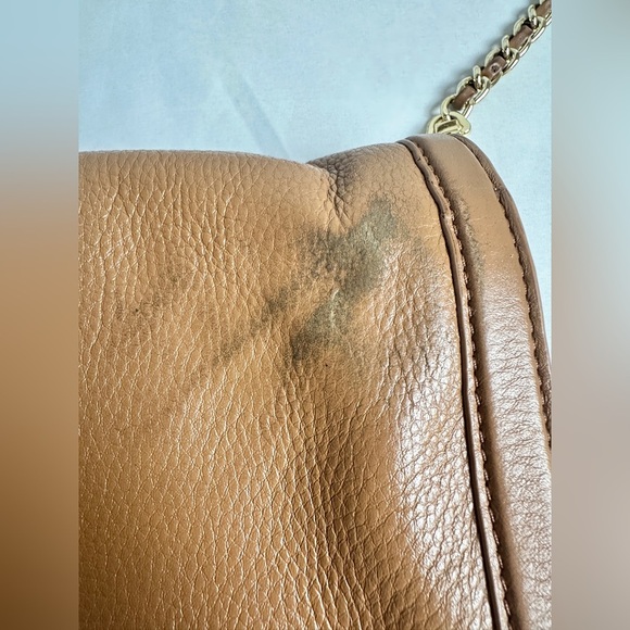 Tory Burch Brown Leather Crossbody Bag with Gold Chain - Picture 8 of 11